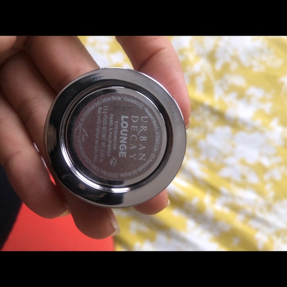 Urban Decay Beautiful Eye Shadow - free with purchase of $20 - Picture 4 of 4